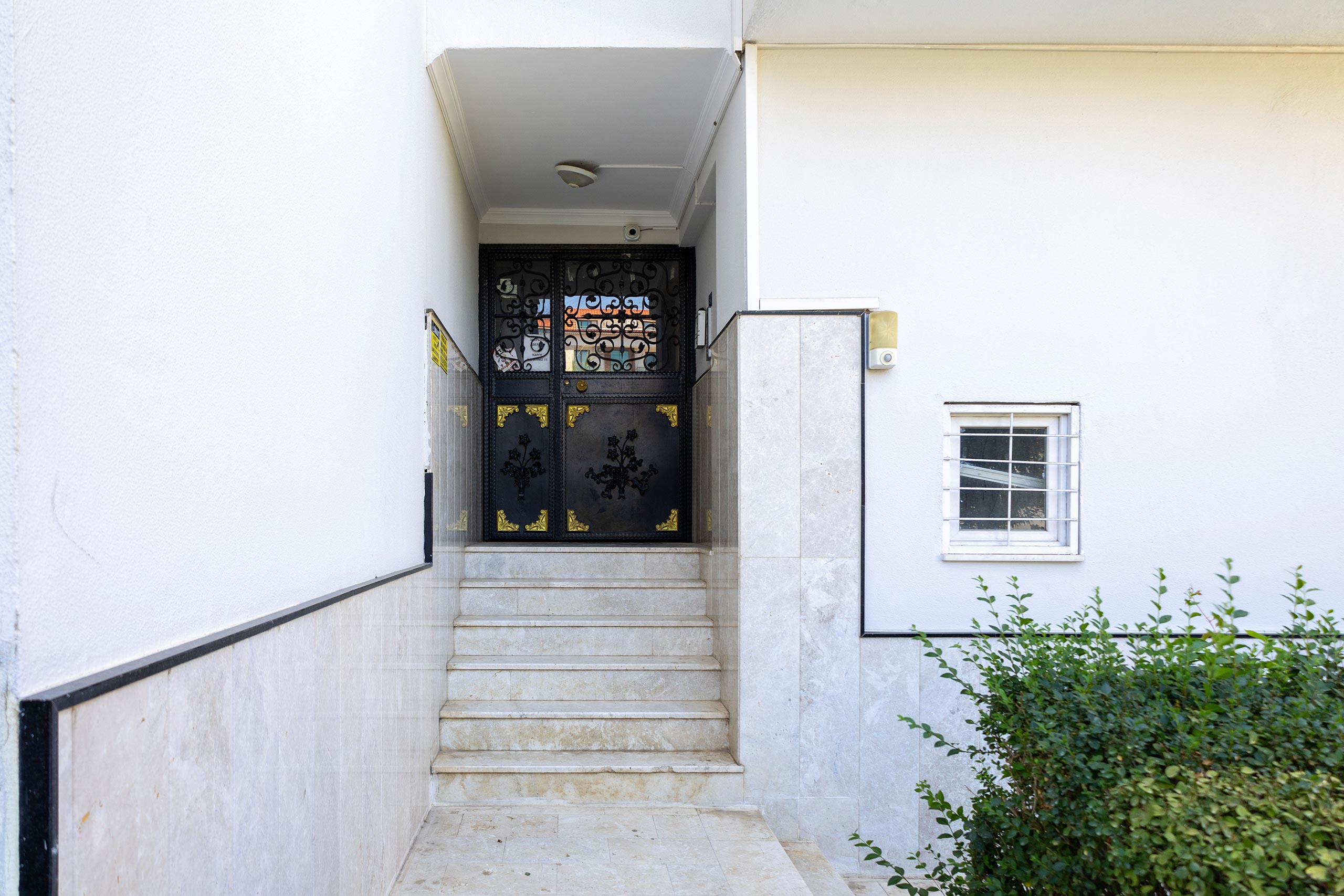 tmb-konakhan-k-rappu_outside_06